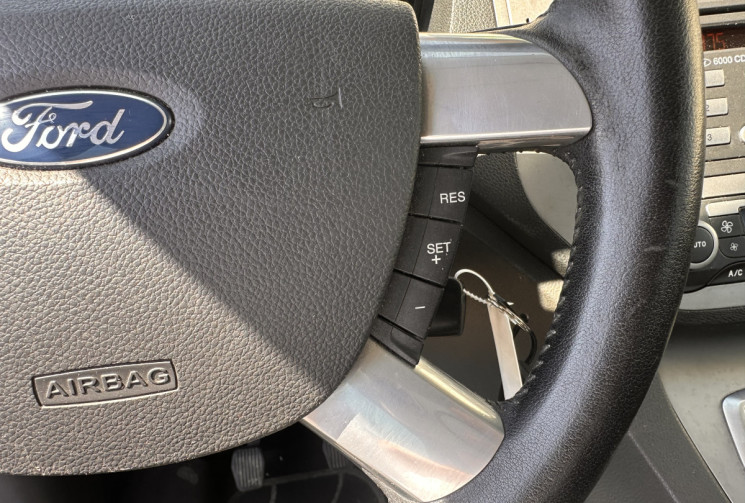 Ford C-MAX 1.6 TDCi 16V 90 cv TREND / 1ERE MAIN