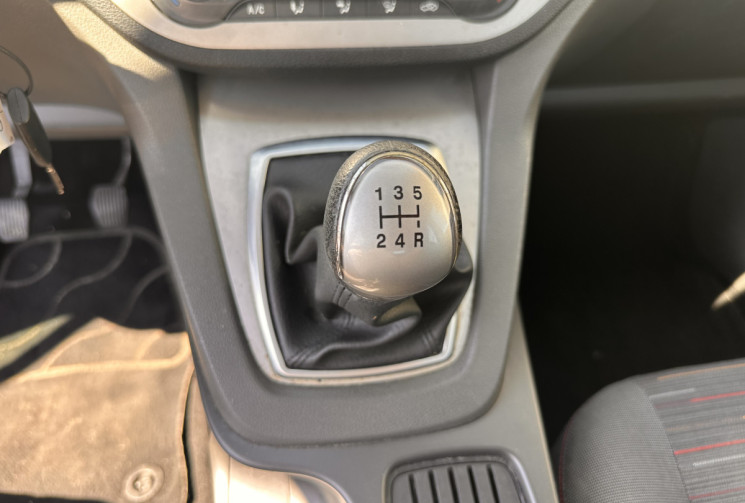 Ford C-MAX 1.6 TDCi 16V 90 cv TREND / 1ERE MAIN