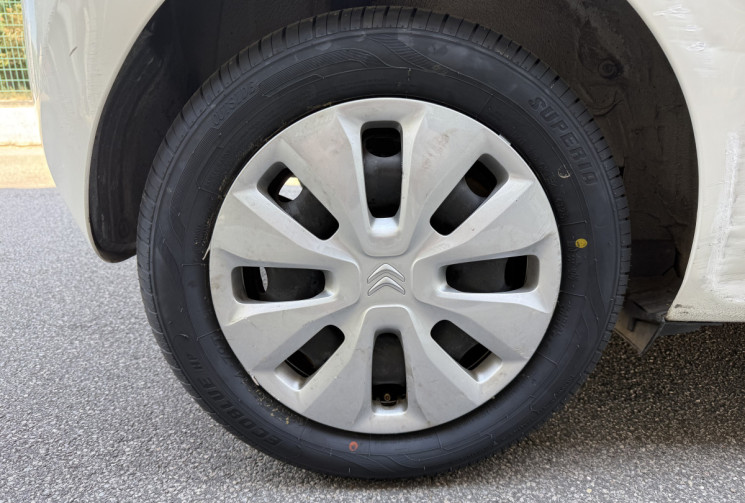 Citroën C1 FEEL 3P 1.0 VTi 68 / Climatisation / Entretien et CT à jour