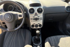 Opel Corsa 1.2 i 16v twinport 80ch