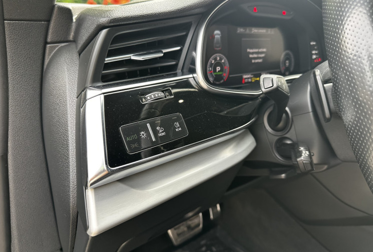 Audi Q8 50 TDI 286ch S line quattro tiptronic 8