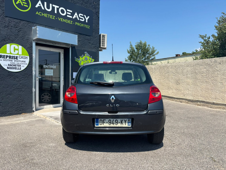 Renault Clio 1.4 16V 100 CV PRIVILLEGE
