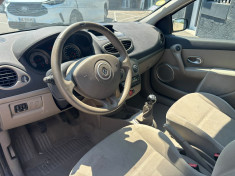 Renault Clio 1.4 16V 100 CV PRIVILLEGE