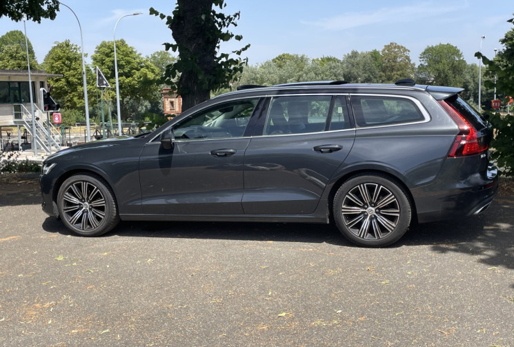 Volvo V60 D4 II  2.0 TDI INSCRIPTION LUXE 190 / BOITE AUTO 