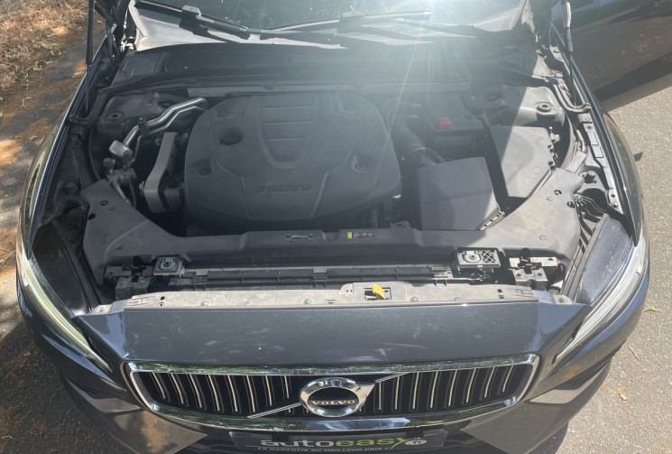 Volvo V60 D4 II  2.0 TDI INSCRIPTION LUXE 190 / BOITE AUTO 