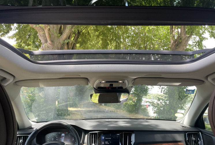 Volvo V60 D4 II  2.0 TDI INSCRIPTION LUXE 190 / BOITE AUTO 