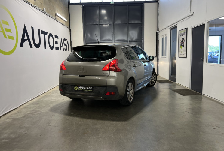 Peugeot 3008 HYBRIDE4 200 2.0 HDI 163 + 37 HY4 4x4 FELINE