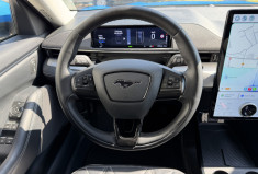 Ford MUSTANG Mach-E 269 ch Standard Range 76 kWh / 1ière main / TVA apparente