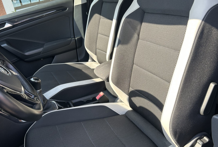 Volkswagen T-Roc 1.5 TSI Carat 150 cv