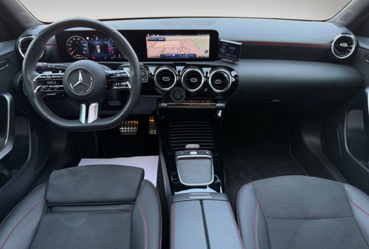 Mercedes Classe A 200d 150CH STAR EDITION / TVA / ENTRETIEN / TOIT OUVRANT / GTIE CONSTRUCTEUR