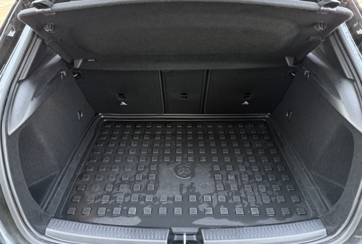 Mercedes Classe A 200d 150CH STAR EDITION / TVA / ENTRETIEN / TOIT OUVRANT / GTIE CONSTRUCTEUR