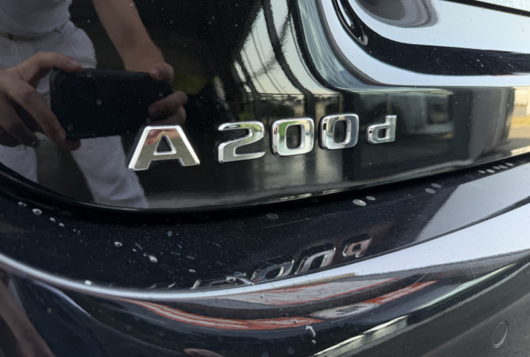 Mercedes Classe A 200d 150CH STAR EDITION / TVA / ENTRETIEN / TOIT OUVRANT / GTIE CONSTRUCTEUR