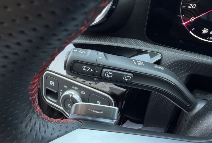 Mercedes Classe A 200d 150CH STAR EDITION / TVA / ENTRETIEN / TOIT OUVRANT / GTIE CONSTRUCTEUR