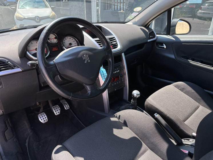 Peugeot 207 CC 1.6 VTI 120 SPORT PACK