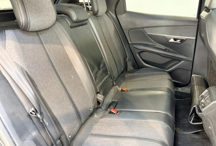 Peugeot 3008 HDI GTLINE TOIT OUVRANT PANORAMIQUE +ATTELAGE+SIEGE CHAUFFANT- 120cv