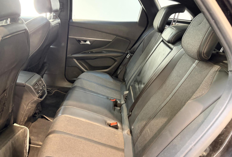 Peugeot 3008 HDI GTLINE TOIT OUVRANT PANORAMIQUE +ATTELAGE+SIEGE CHAUFFANT- 120cv