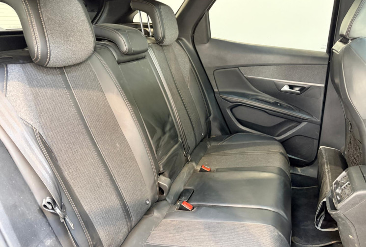 Peugeot 3008 HDI GTLINE TOIT OUVRANT PANORAMIQUE +ATTELAGE+SIEGE CHAUFFANT- 120cv