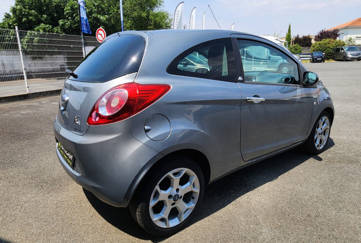 Ford Ka 1.2  69 TITANIUM  / IDEAL JEUNE CONDUCTEUR