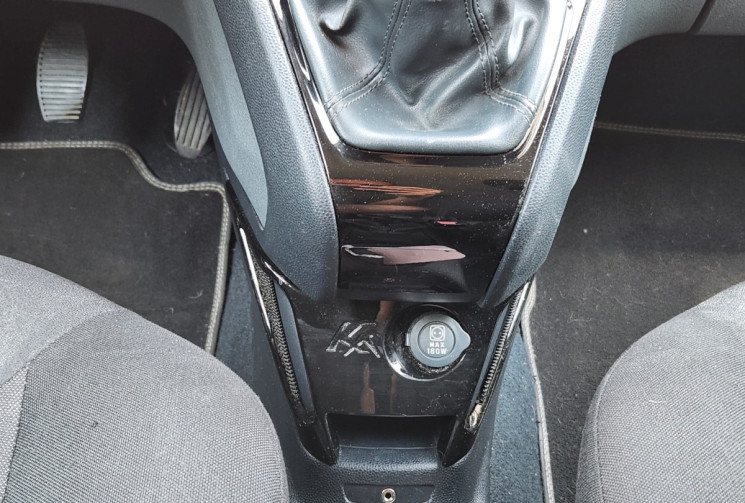 Ford Ka 1.2  69 TITANIUM  / IDEAL JEUNE CONDUCTEUR