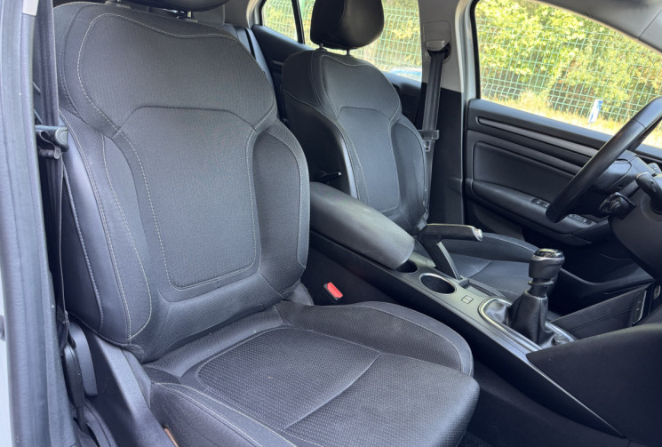 Renault Megane 4 IV BUSINESS 1.5 dCi 115 / Carplay / Entretien complet / Revision et Distrubtion OK