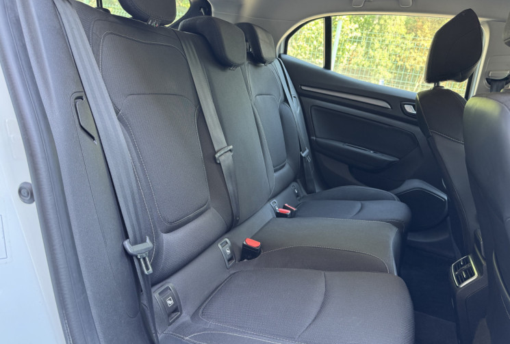 Renault Megane 4 IV BUSINESS 1.5 dCi 115 / Carplay / Entretien complet / Revision et Distrubtion OK