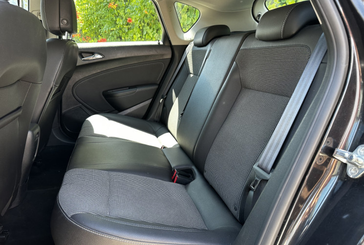 Opel Astra 1.6 CDTI FAP Cosmo ecoFLEX