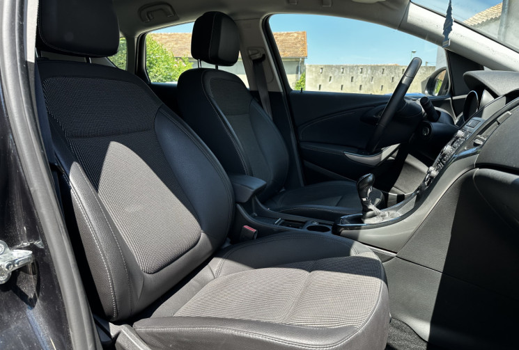 Opel Astra 1.6 CDTI FAP Cosmo ecoFLEX