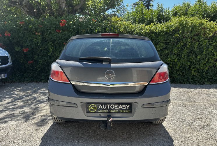 Opel Astra 1.6 Twinport Cosmo 5p