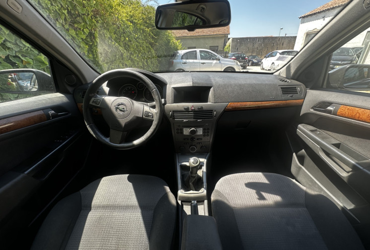 Opel Astra 1.6 Twinport Cosmo 5p