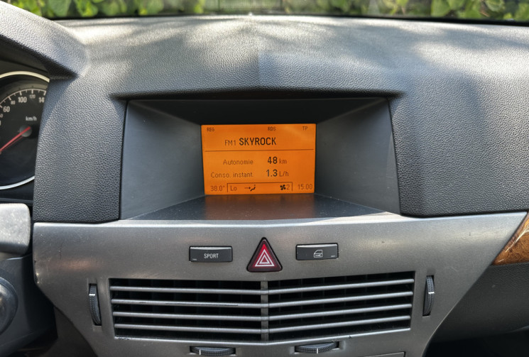Opel Astra 1.6 Twinport Cosmo 5p