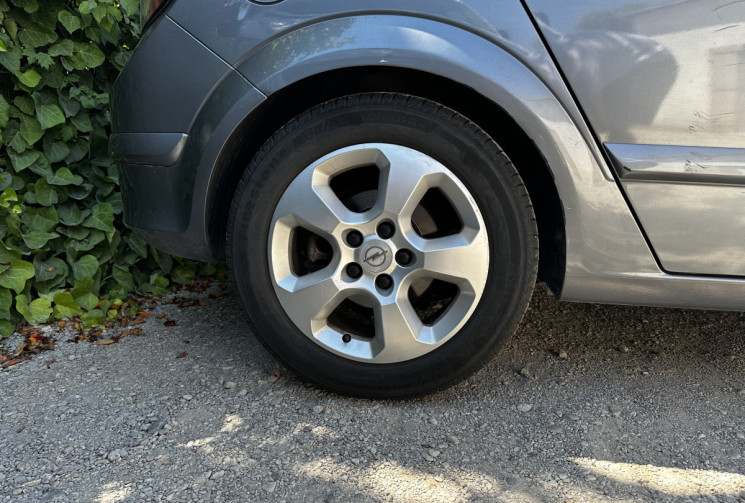 Opel Astra 1.6 Twinport Cosmo 5p