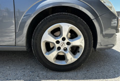 Opel Astra 1.6 Twinport Cosmo 5p