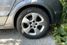 Opel Astra 1.6 Twinport Cosmo 5p