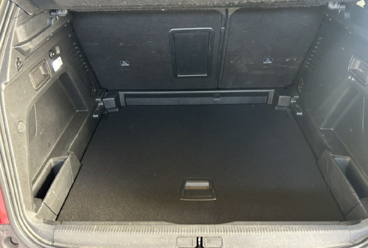 Peugeot 3008 Gt Line bva8 1.5l blue Hdi 