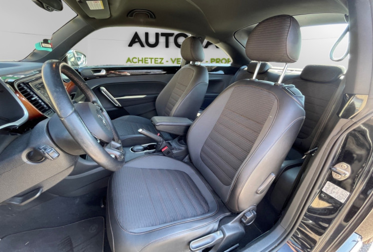Volkswagen Coccinelle 1.6 TDI / 105 CH / FENDER