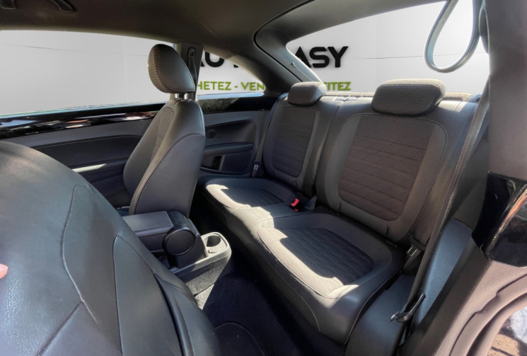 Volkswagen Coccinelle 1.6 TDI / 105 CH / FENDER