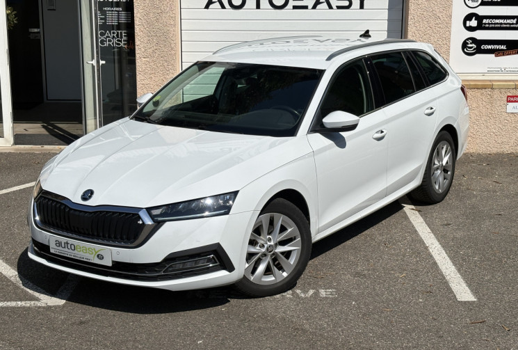 Skoda Octavia Combi 2.0 TDI 150 ch Style DSG7 / Attelage elec / 1ière main / Clim 3 zone