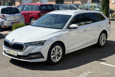 Skoda Octavia Combi 2.0 TDI 150 ch Style DSG7 / Attelage elec / 1ière main / Clim 3 zone