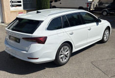 Skoda Octavia Combi 2.0 TDI 150 ch Style DSG7 / Attelage elec / 1ière main / Clim 3 zone