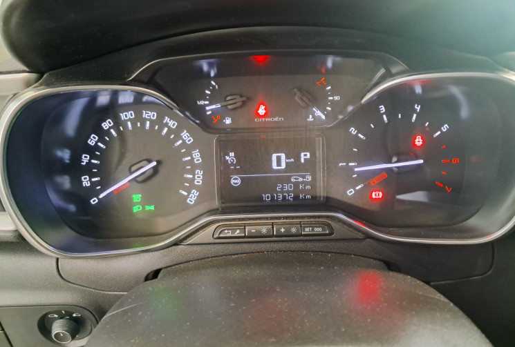 Citroën C3 III 1.2 PureTech 110 SHINE EAT6 - DISTRI OK  -  REVISEE 