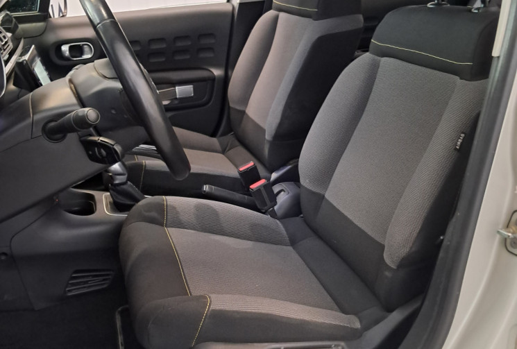 Citroën C3 III 1.2 PureTech 110 SHINE EAT6 - DISTRI OK  -  REVISEE 