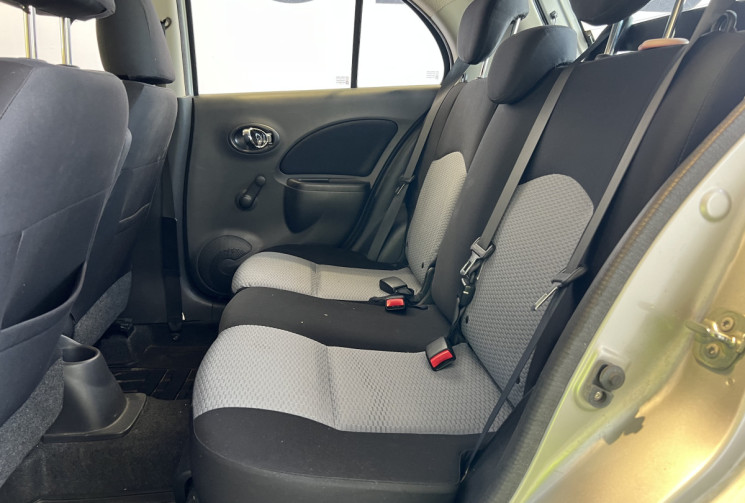 Nissan Micra 1.2 80 ch ELLE TOIT PANORAMIQUE moteur à chaîne démarrage sans clé 