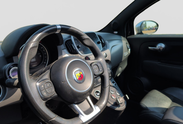 Abarth 500  Cab 165 cv Turismo / sono beat / U connect 7 HD