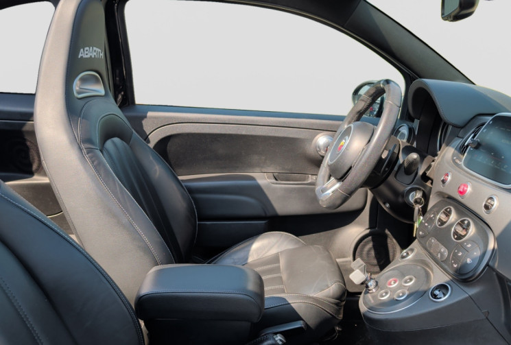 Abarth 500  Cab 165 cv Turismo / sono beat / U connect 7 HD