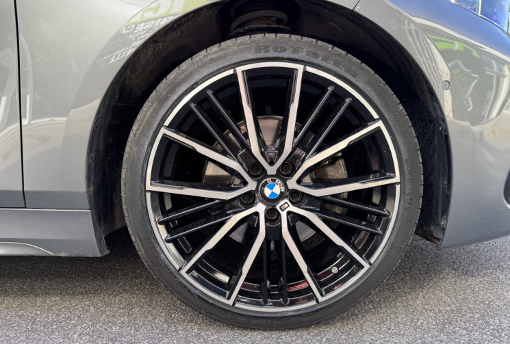 BMW Série 1 118i 136 M Sport DCT7 / Toit ouvrant / Sièges Baquet / Tête haute / Harman Kardon / TVA