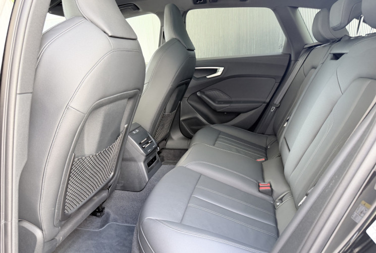 Audi A5 Avant 2.0 e-hybrid 367 S-Line Quattro S-tronic 7 * Française / Toit pano / en Stock / 