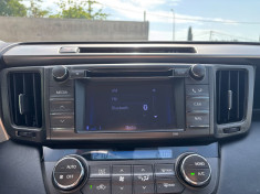 Toyota RAV4 lounge D4D 124 CV / EXCELLENT ÉTAT / SUIVI OK / BLUETOOH / GPS