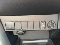 Toyota RAV4 lounge D4D 124 CV / EXCELLENT ÉTAT / SUIVI OK / BLUETOOH / GPS