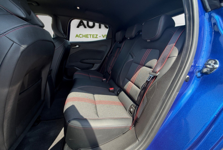 Renault CLIO V 1.6 E-TECH / 140 CH / RS LINE 