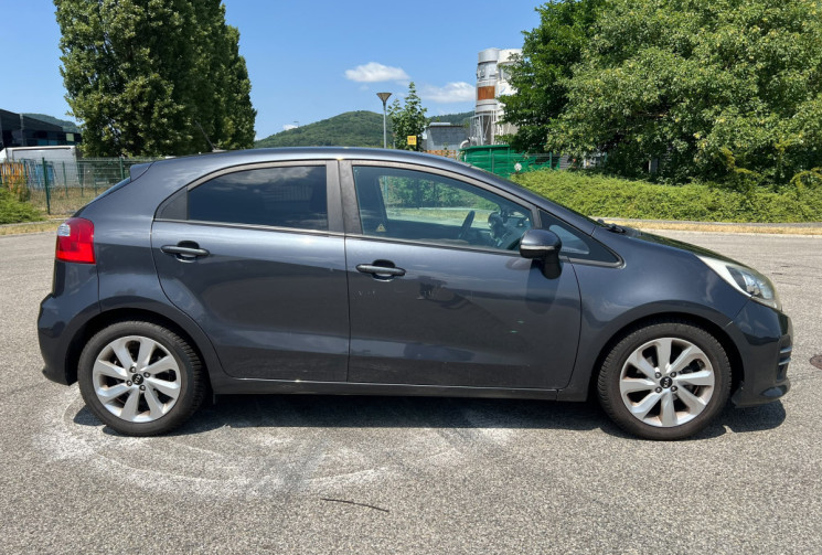 Kia RIO  1.2 84 ch UEFA EURO 2016 / 1ère Main